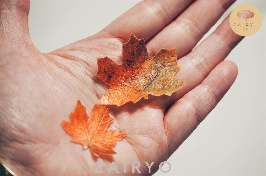 Edible Faux Orange Maple Leaf