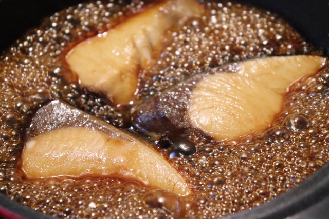 Japanese Simmered Fish Stew 魚の煮付け (Sakana No Nitsuke)